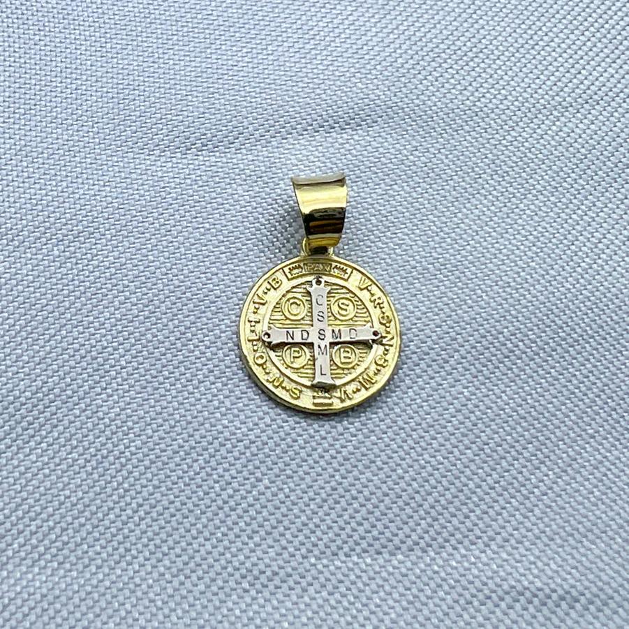 #D10128 - Dije / Medalla De San Benito De Oro 10k