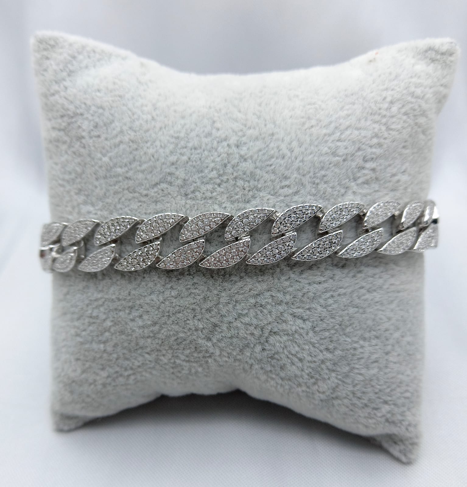 #PO173 - Pulso Barbado Con Piedras 250 - 1.0 cm De Plata - IC33.7